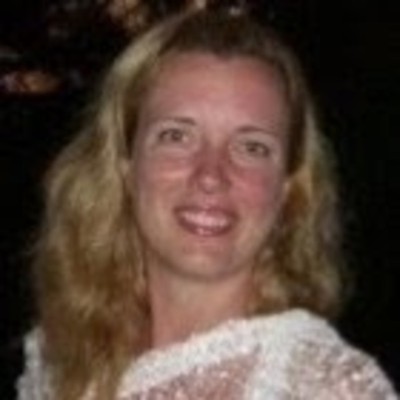 Meet your Posher, Alice - Picture 1 of 1